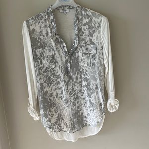 Aritzia Babaton 3/4 length shirt with silk, small